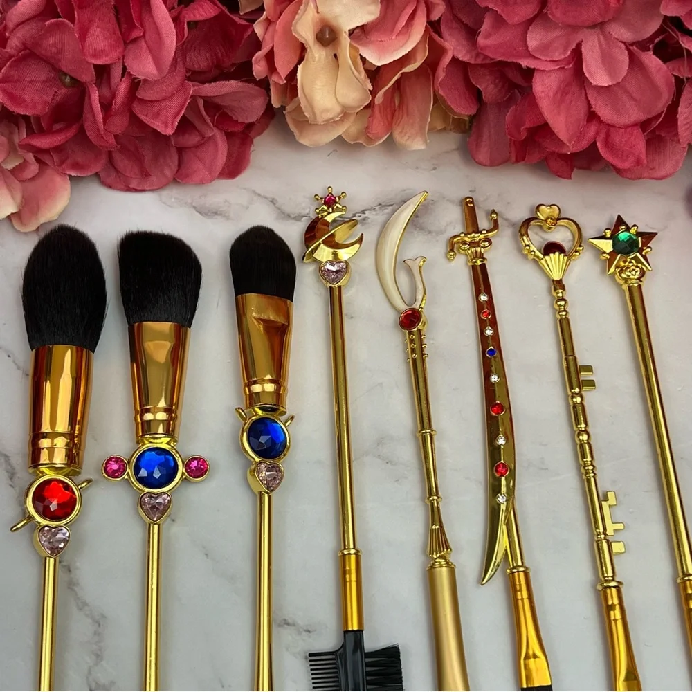 8 Piece Sailor Moon Anime Gold Makeup Brush Set - Picture 13 of 17
